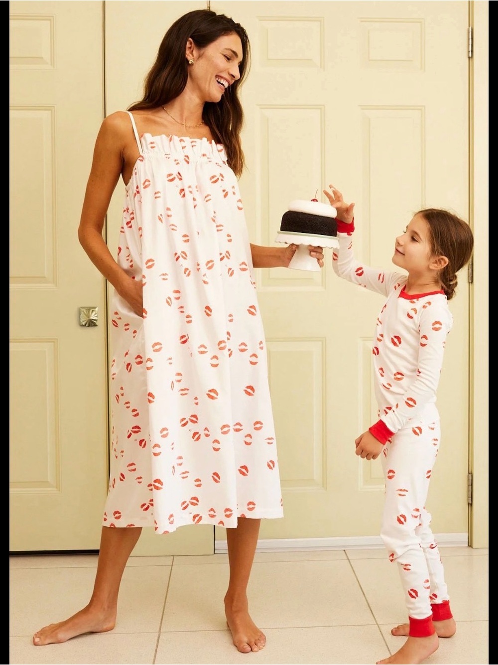 LAKE x Kate Schelter Valentine’s Day Kisses Pajama Dress Size XL